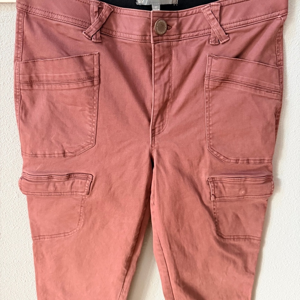 WIT & WISDOM Ab'solution Roll Cuff Stretch Utility Pants In Rum Raisin Sz 12 - Picture 2 of 16